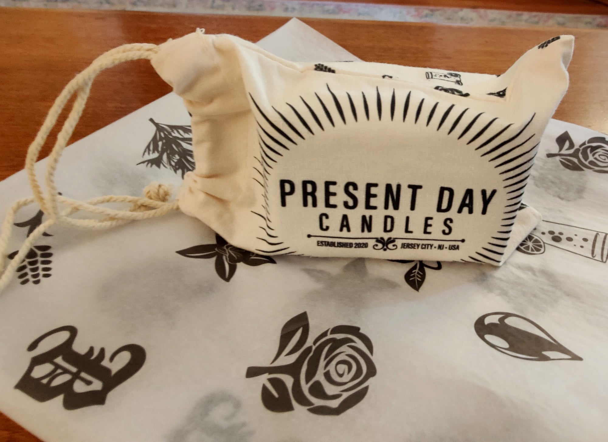 Present Day Peppermint Lip Balm in a Sliding Tin – Deeply Hydrating & Plastic-Free