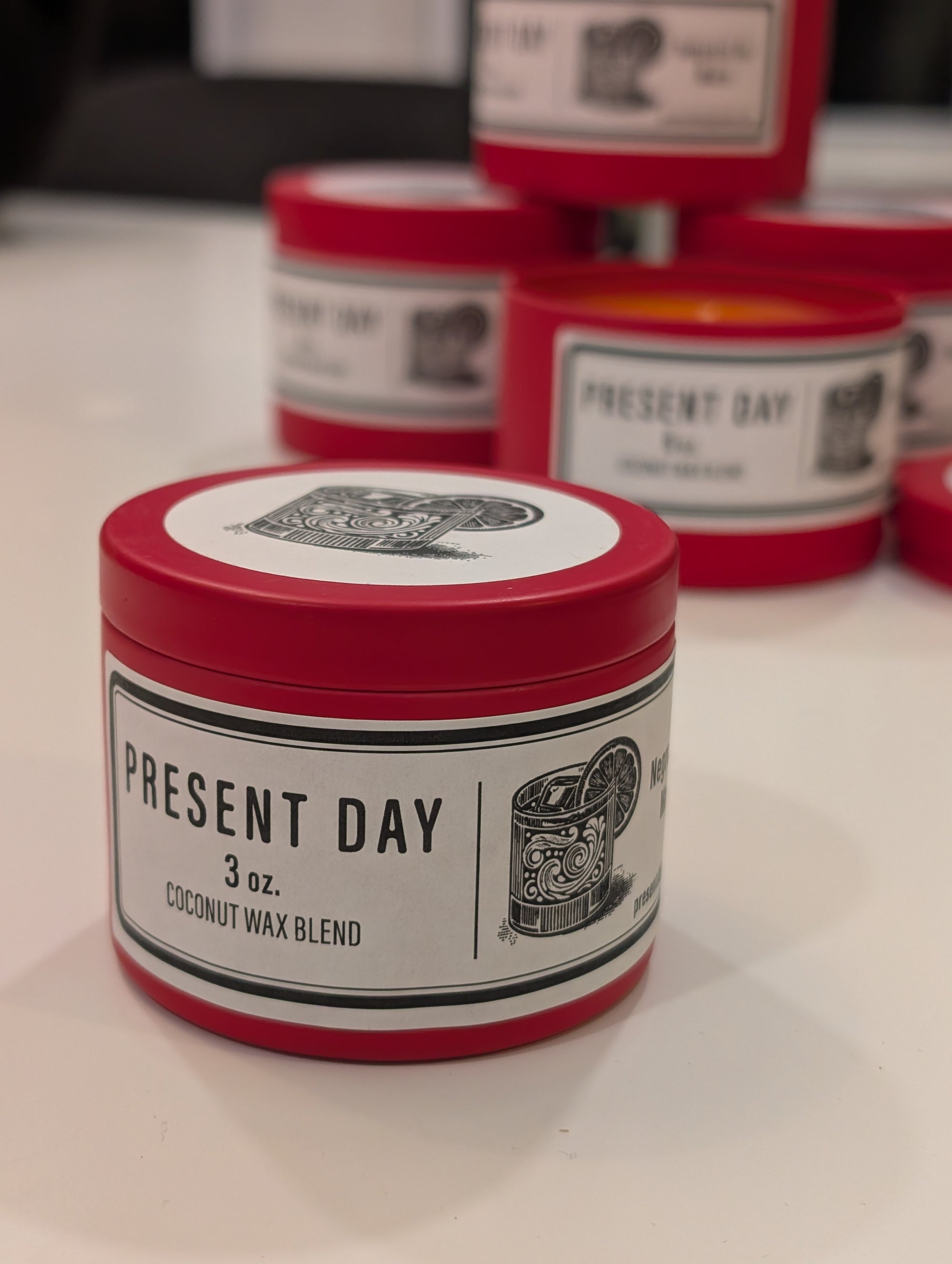 Negroni de Mare Candle – Hand-Poured Coconut Wax in 3 oz. Tin, Bold Citrus & Aromatic Woods