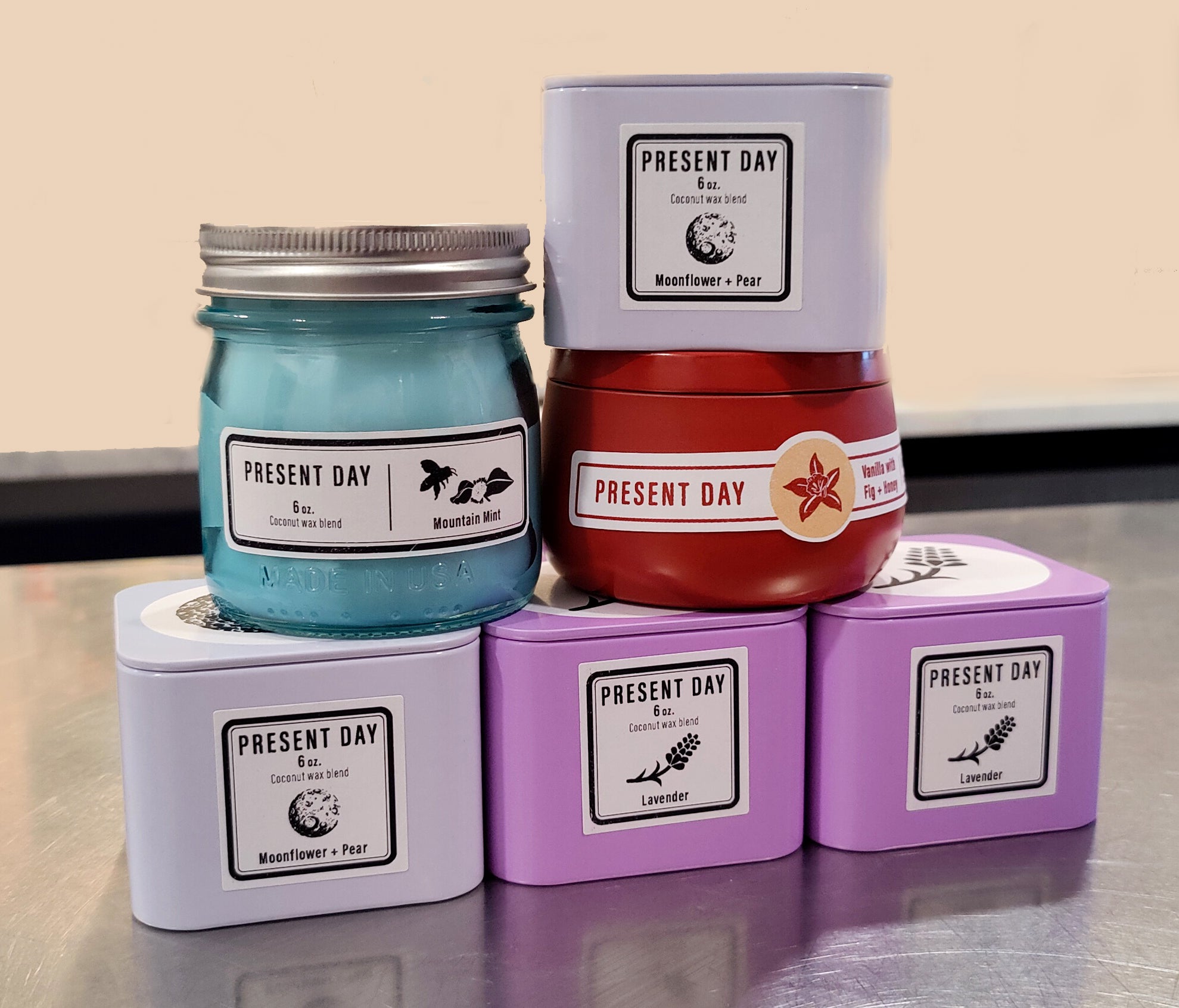Lavender Candle – Hand-Poured Coconut Wax Blend in Square Gift Tin, Clean & Calming Scent