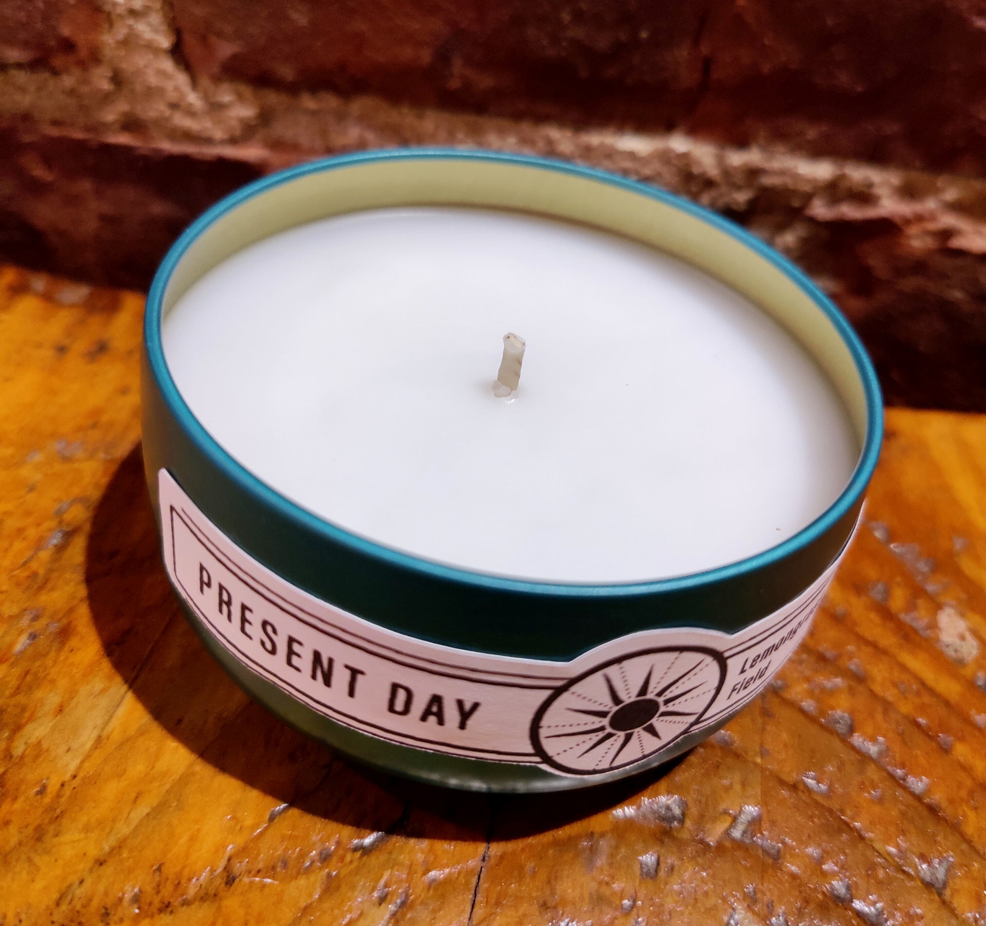 Lemongrass Field 6 oz. Scented Candle in a Tin